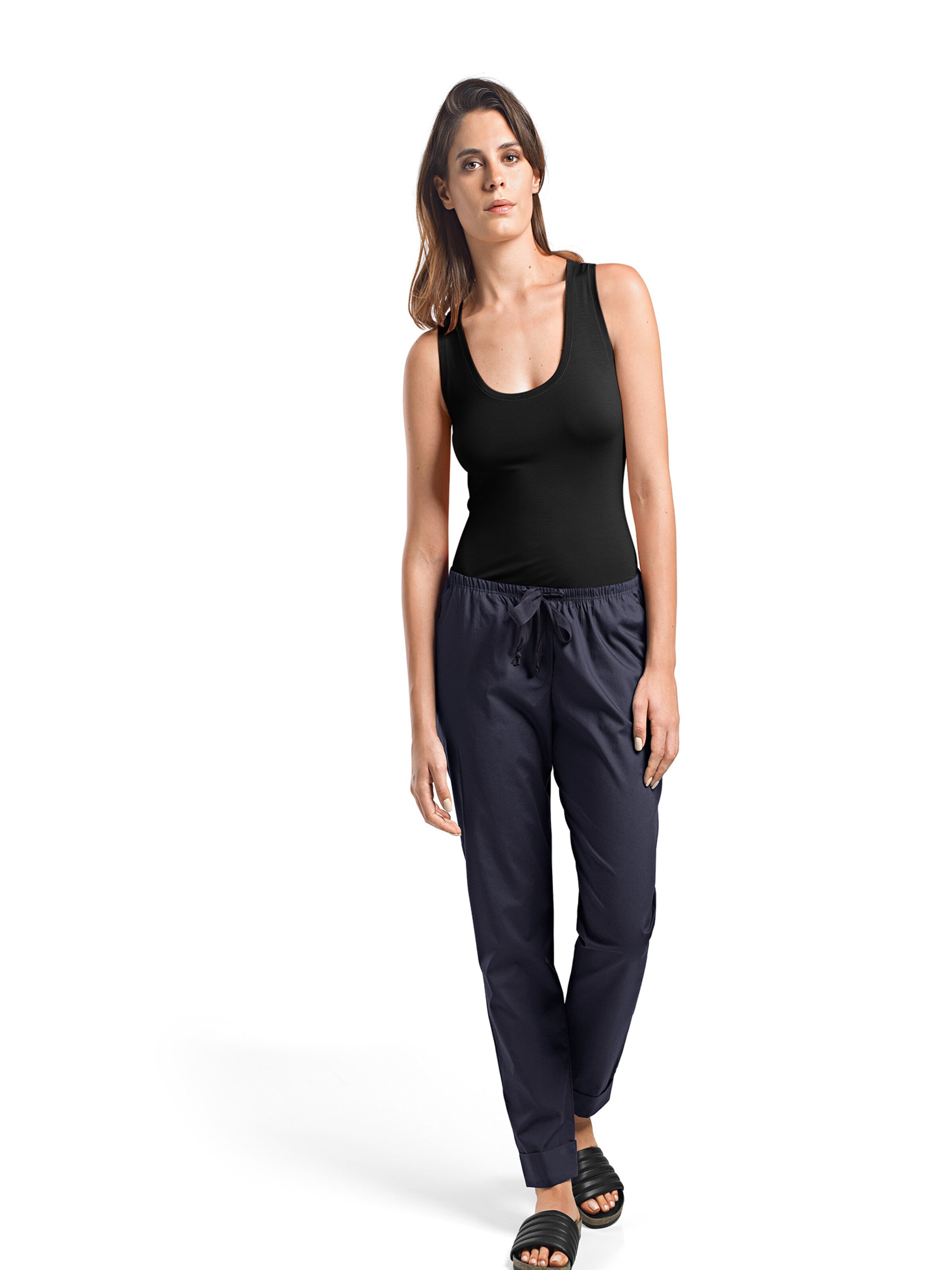 Hanro - Top ' Yoga ' em preto: frente