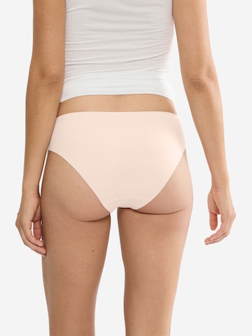 TRIUMPH Slip ' Red Label Smart Invisible ' in Beige