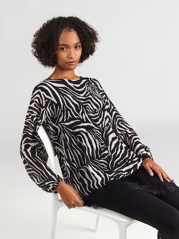 ZABAIONE - Blusa 'Al44bii' en negro: frente