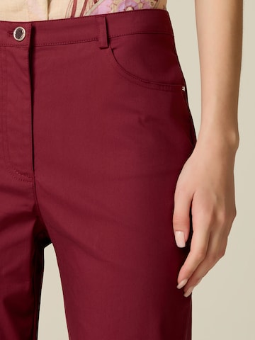 Tapered Pantaloni di oltre in lilla