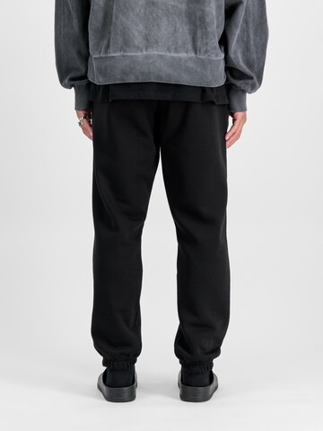 ALPHA INDUSTRIES Regular Byxa i svart