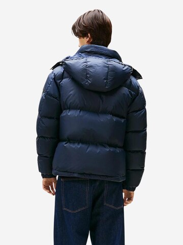 Tommy Jeans Winter coat 'TJM ALASKA DOWN PUFF DM0DM22036' in Blue