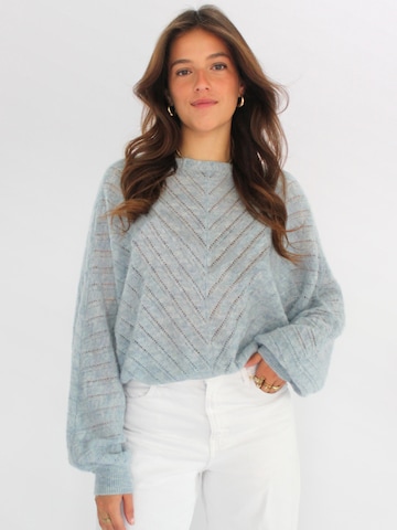 Honnête Atelier Knit Cardigan 'Sky' in Blue: front