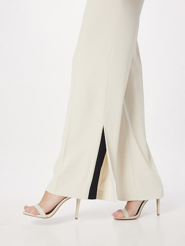 Sisley - Pierna ancha Pantalón de pinzas en blanco