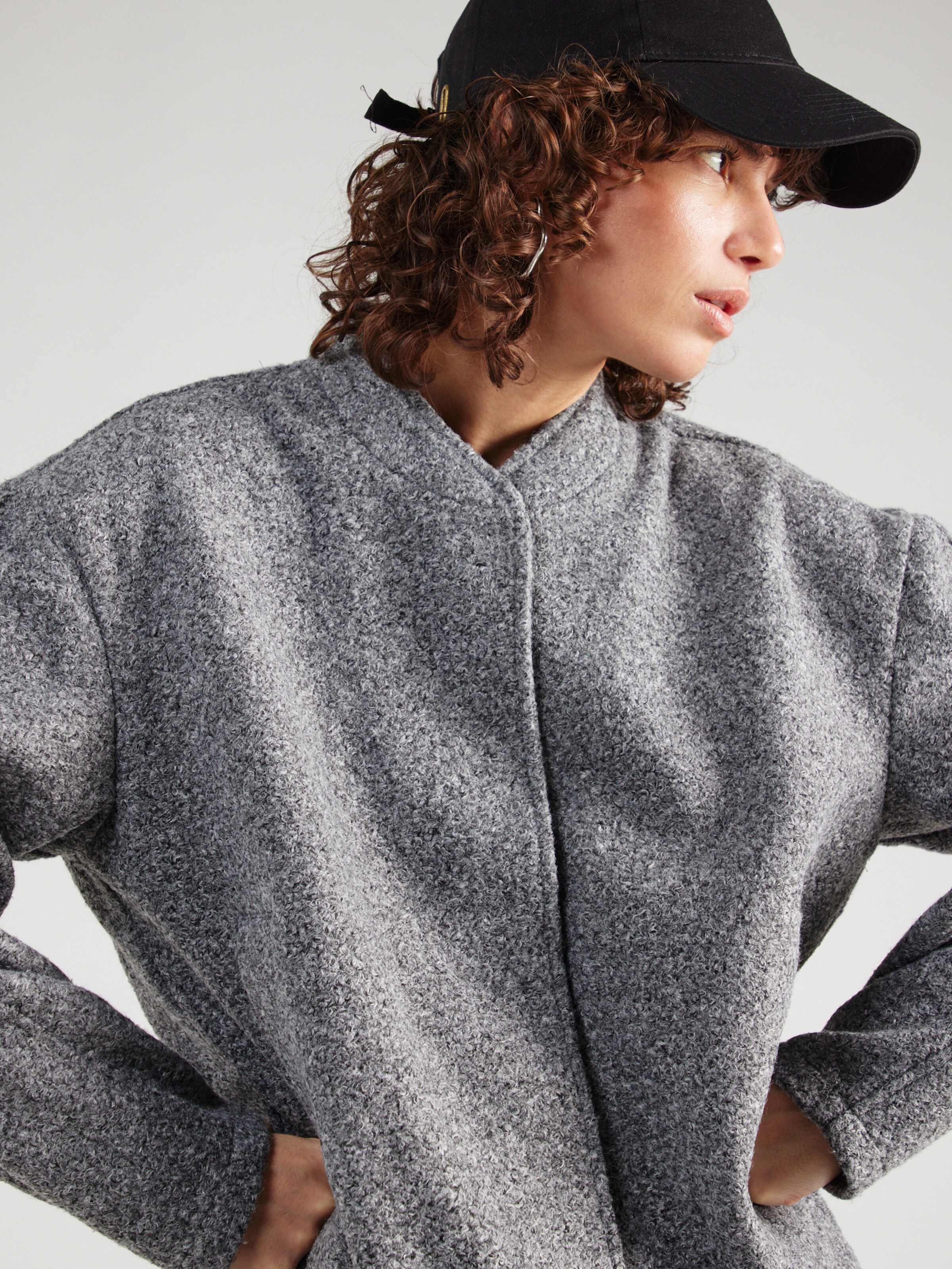 ONLY Between-Season Jacket 'Gaia' in Dark Grey | ABOUT YOU