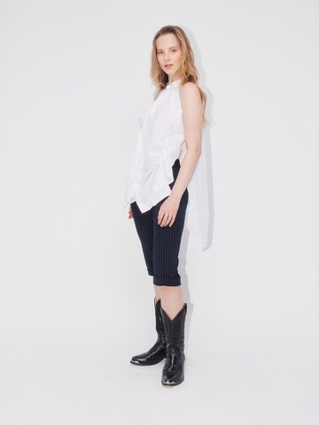 ABOUT YOU REBIRTH STUDIOS Blouse 'Shirred' in Wit