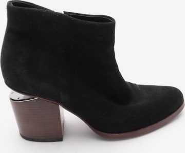 Alexander Wang Dress Boots in 37 in Black: front