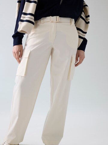 GUESS Regular Cargo Pants in White