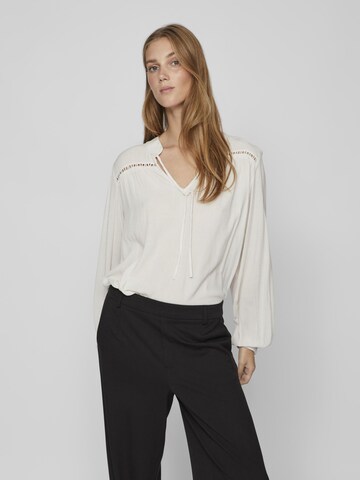 VILA Blouse in White: front