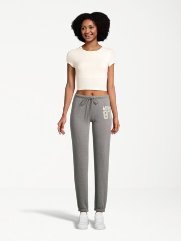 AÉROPOSTALE Tapered Pants in Grey