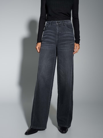 OPUS Wide leg Jeans 'Miva' in Black: front