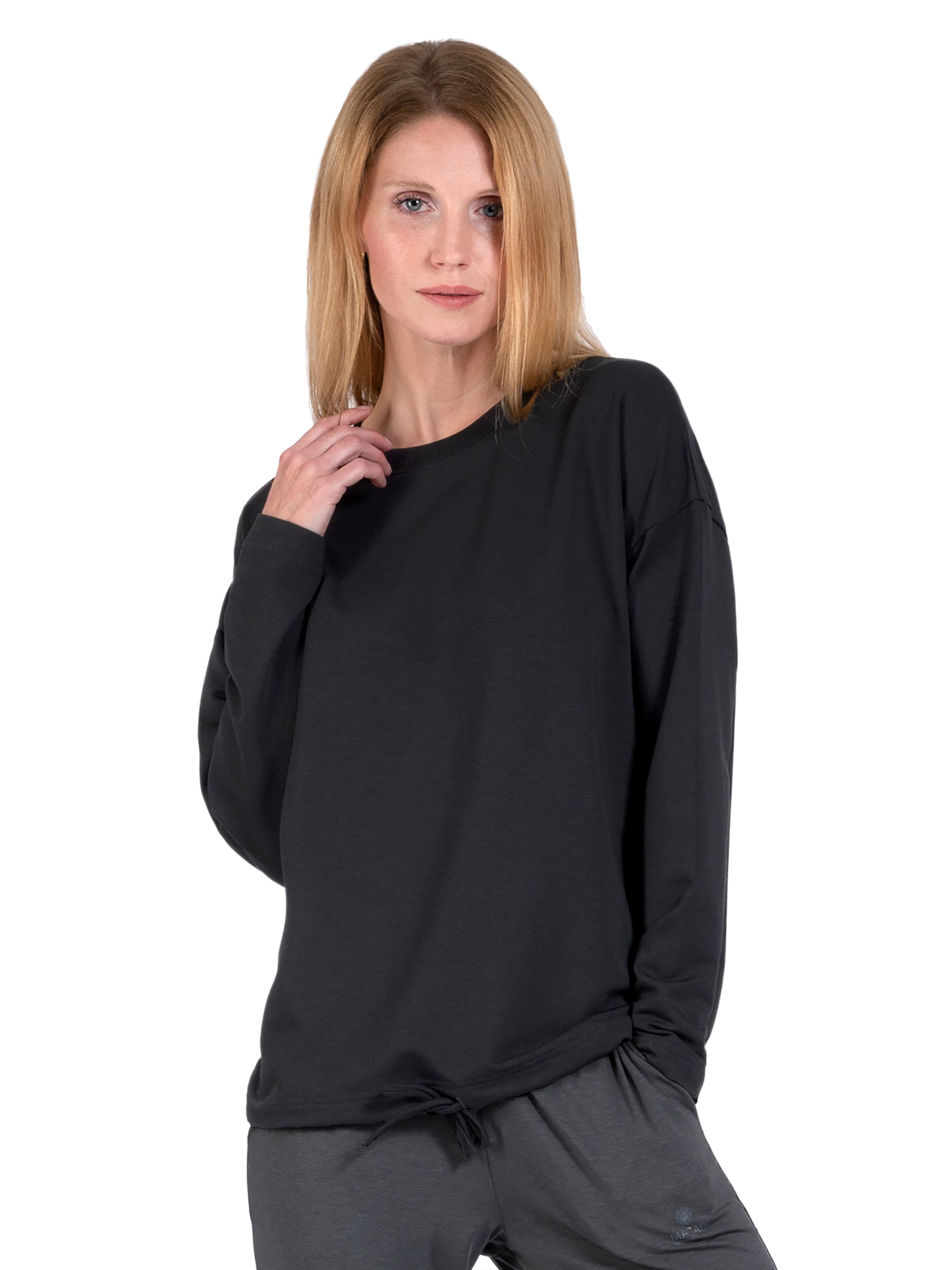 Magadi Sportpullover 'Gigi'‌‌‌‌ in Schwarz: Vorderseite