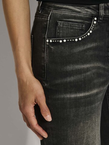 Coupe slim Jean MADELEINE en noir