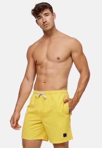 INDICODE JEANS Board Shorts 'Ace' in Yellow: front
