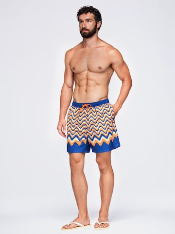 regular Pantaloni sportivi di Ombre in arancione