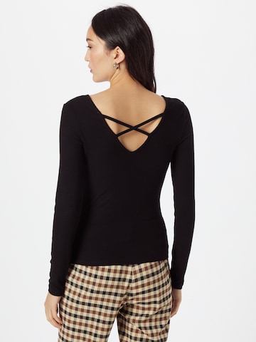 ABOUT YOU Shirt 'Christina' in Schwarz