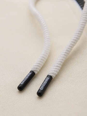 Sweat-shirt Ombre en blanc