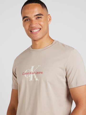Calvin Klein Jeans T-Shirt 'DISTRESSED' in Grau
