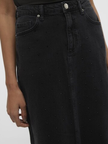 VERO MODA Skirt in Black