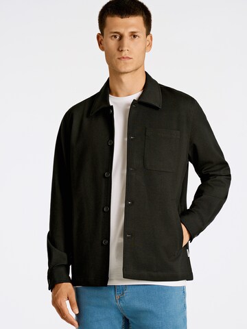 Lindbergh Comfort fit Between-season jacket 'Superflex' in Black: front