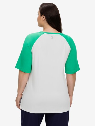 SHEEGO Performance Shirt in Green