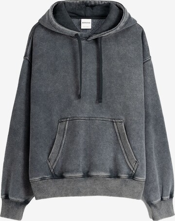 Bershka Sweatshirt in Black: front