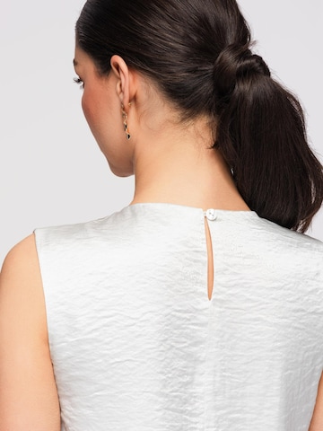 Ombre Blus i vit