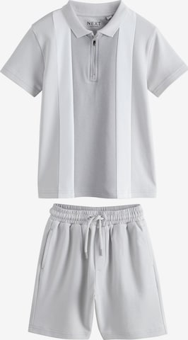 Next Setti värissä harmaa: etupuoli