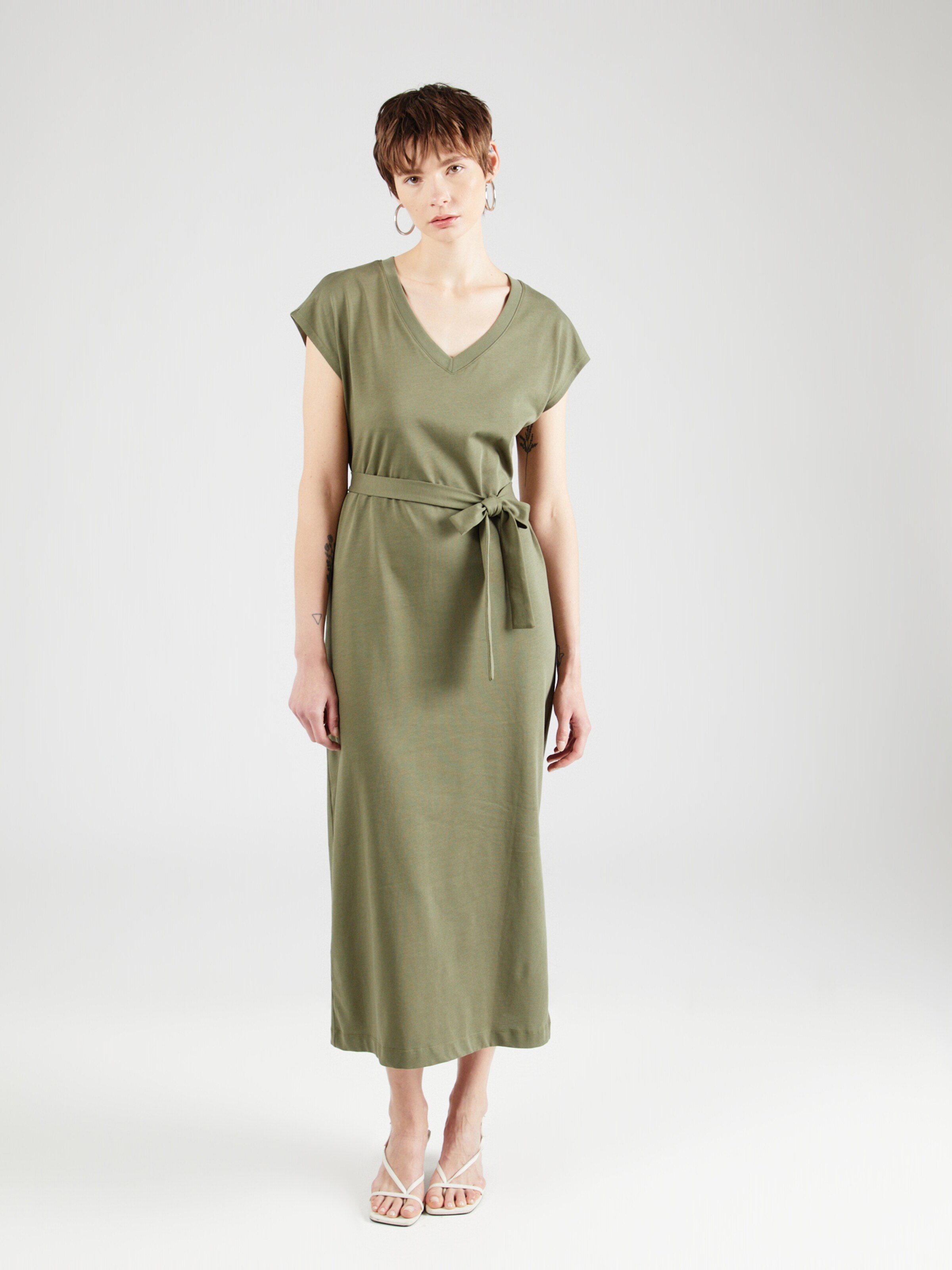 SELECTED FEMME Jurk ESSENTIAL in Olijfgroen ABOUT YOU