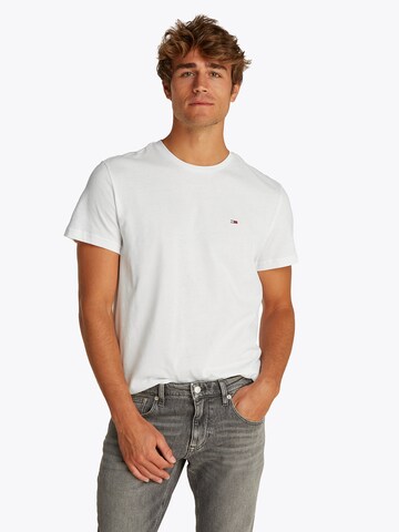 Tommy Jeans Μπλουζάκι σε μαύρο: μπροστά