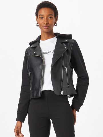 Calvin Klein Jeans - Chaqueta de entretiempo en negro: frente