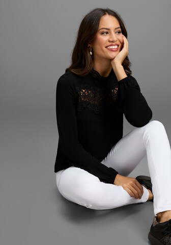 LAURA SCOTT Shirt in Black