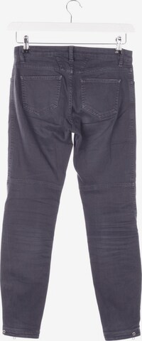 Closed Jeans in 25 in Grey