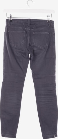 Closed Jeans in 25 in Grey