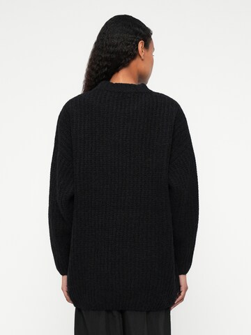 HUGO Svetr 'Sloguis' – černá