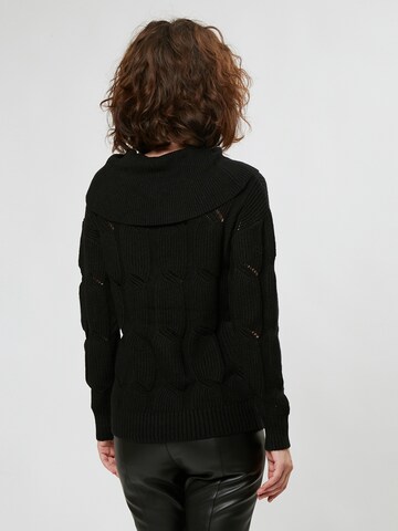 Influencer Sweater in Black