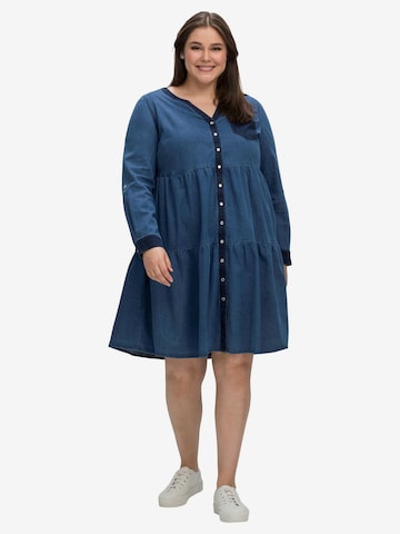 SHEEGO Shirt Dress in Blue: front