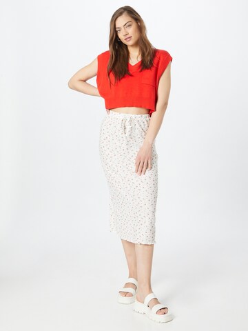 The Frolic Skirt in White