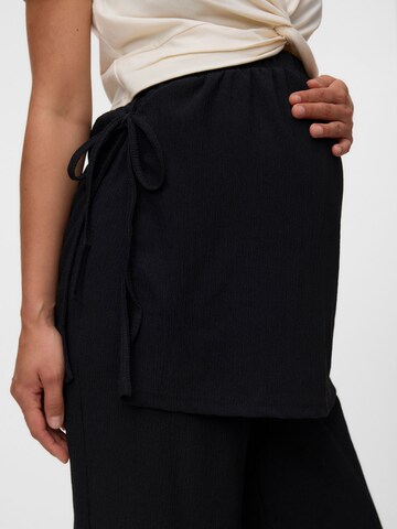 Wide leg Pantaloni di MAMALICIOUS in nero