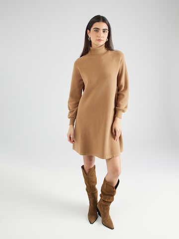 UNITED COLORS OF BENETTON Stickad klänning i brun: framsida