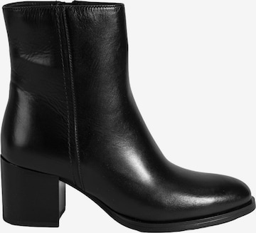 Desa Boots 'Stiefel mit Blockabsatz' in Black: front