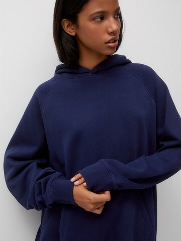 Pull&Bear Sweatshirt in Blauw