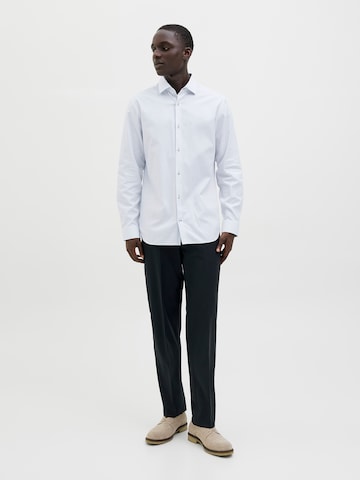 JACK & JONES - Ajuste estrecho Camisa 'JPRBLAPARKER' en blanco