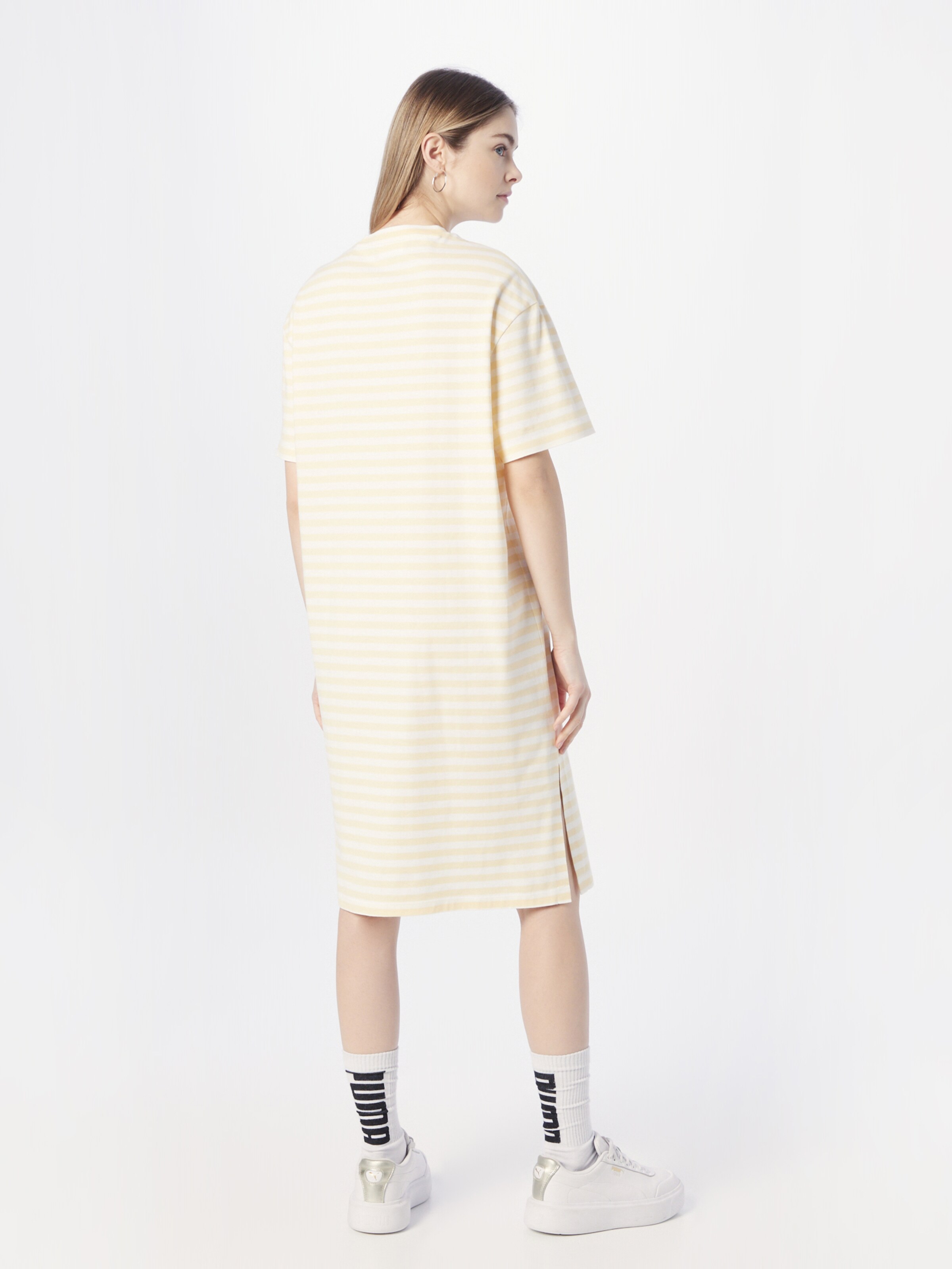 Robe lacoste jaune 2025
