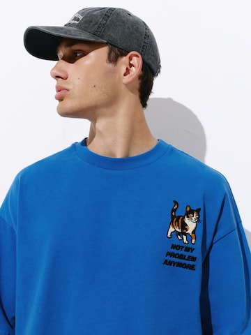 Pull&Bear Shirt in Blue