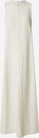 EDITED - Vestido 'Uda' en blanco: frente