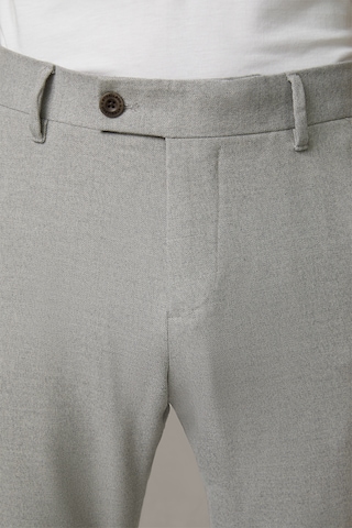 STRELLSON Slim fit Chino Pants 'Code' in Grey