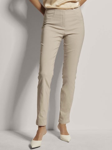 MADELEINE Slimfit Hose in Beige: Vorderseite