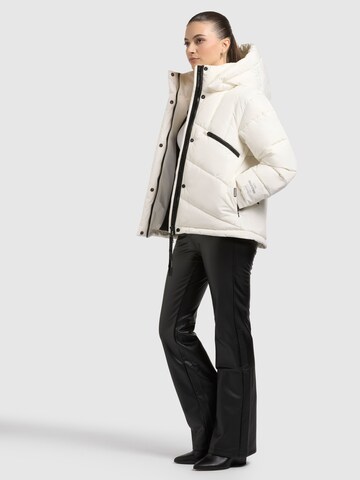 Giacca invernale 'Evande' di khujo in bianco