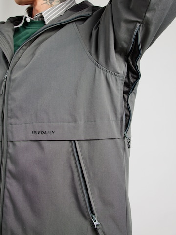 Iriedaily Jacke in Grau